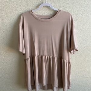 American Eagle Top ( size XL )